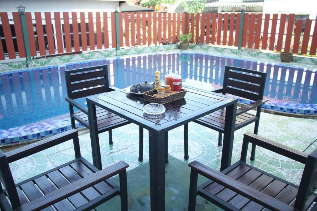 Vang Vieng Freedom Star'S Hotel Екстериор снимка